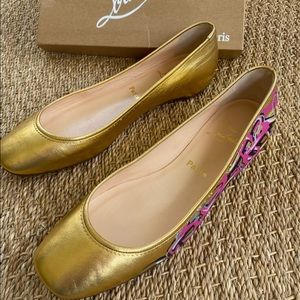 BRAND NEW Christian Louboutin Rare Graffiti Flats Size 42